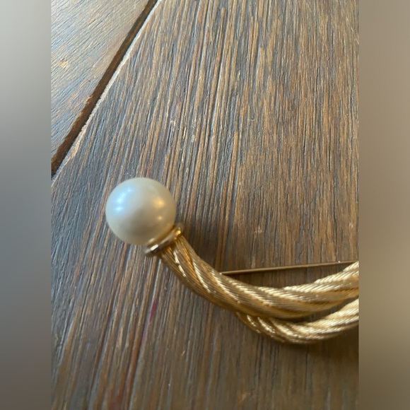 Vintage Christian Dior Brooch - Picture 2 of 5